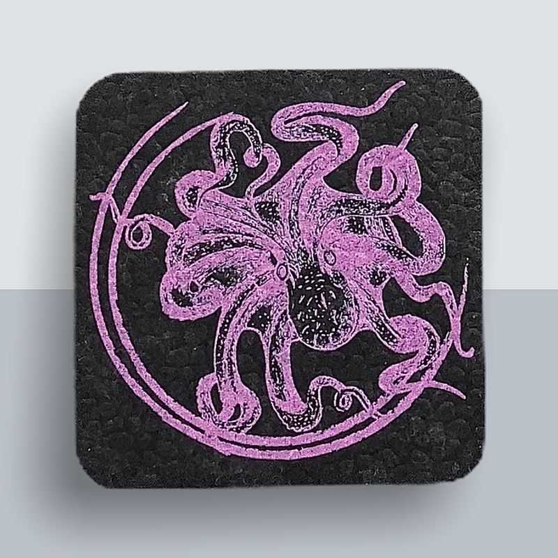 Krake Kühlschrankmagnet von Kladdenjan in rosa | Kladdenjan