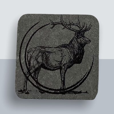 Bayern Bub Hirsch Kühlschrankmagnet von Kladdenjan in schwarz | Kladdenjan