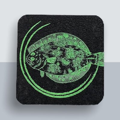 Plattfisch Kühlschrankmagnet von Kladdenjan in hellgrün | Kladdenjan