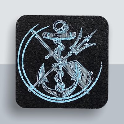 Küstenjung Anker Kühlschrankmagnet von Kladdenjan in hellbau | Kladdenjan