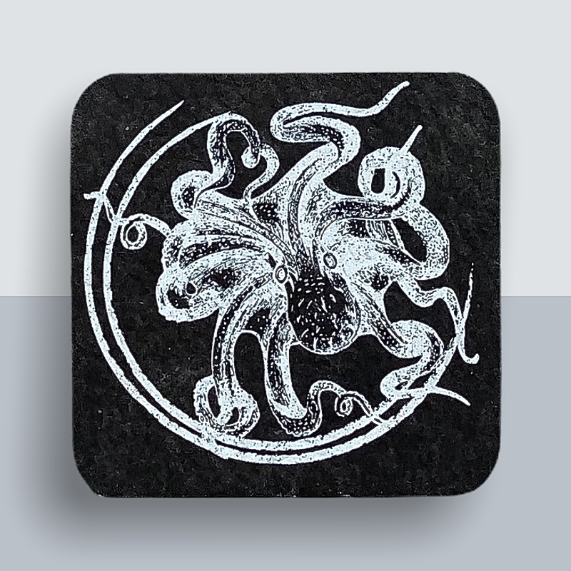 Krake Kühlschrankmagnet von Kladdenjan in weiß | Kladdenjan