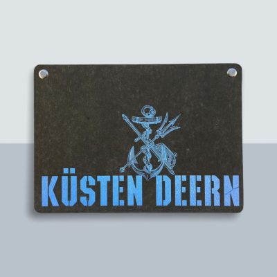 Küsten Deern Anker Große Postkarte von Kladdenjan in hellblau | Kladdenjan