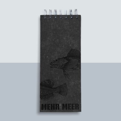 Mehr Meer Fische Spiralblock von Kladdenjan in schwarz | Kladdenjan